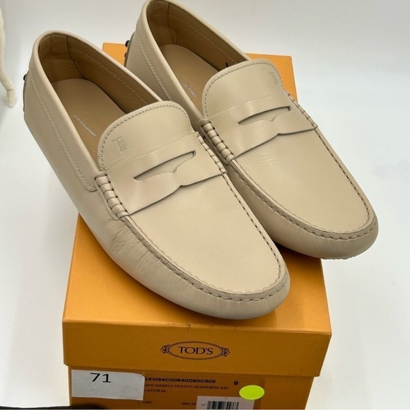 Men’s Tod’s leather driver loafers size 9, made in Italy main image 15